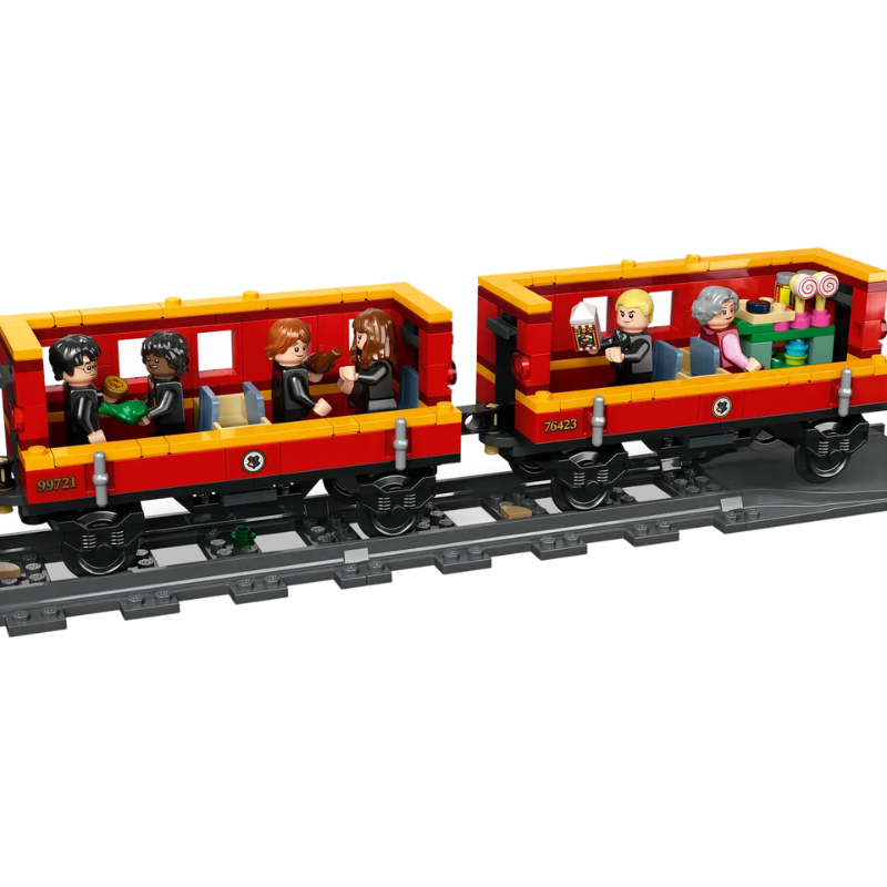 Hogwarts Express ™ Train Set with Hogsmeade Station™ 76423