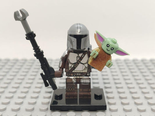 Custom Lego Compatible The Mandalorian w/Grogu Minifig