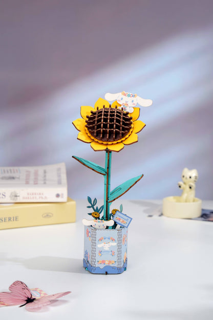 Hello Kitty® and Friends Cinnamoroll Sunflower