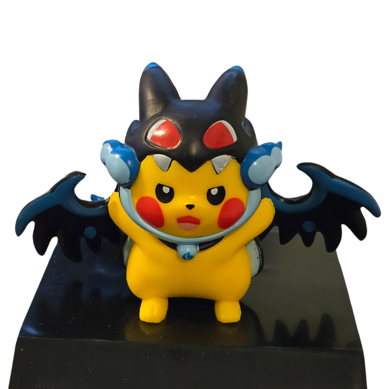Pokémon Cosplay Figure - Pikachu M Charizard X 3"