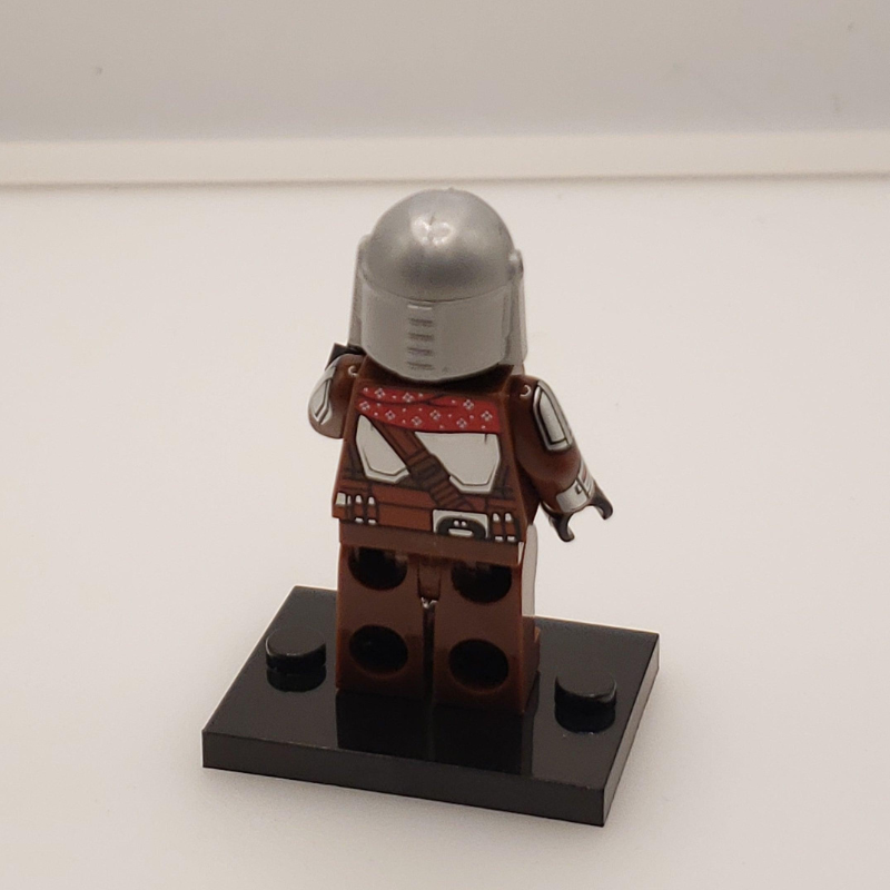 Custom Lego Compatible Holiday Mandalorian Minifig