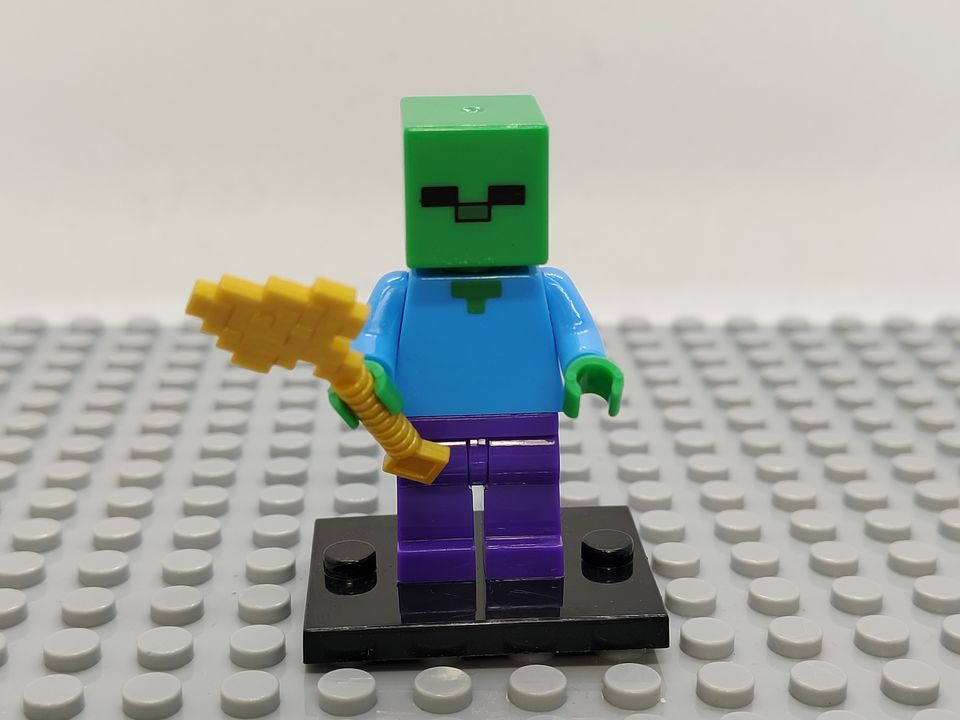 Custom Lego Compatible Minecraft Zombie Minifig